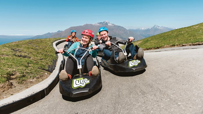 skyline-queenstown_luge_friends-on-the-luge
